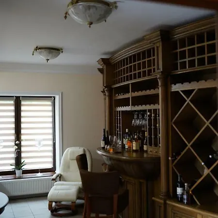 アパート Apartament Wine House ヤボジェ